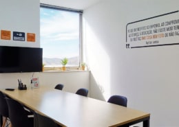 Sala de Reunião 1 Coworking na Cinelândia Centro do Rio de Janeiro